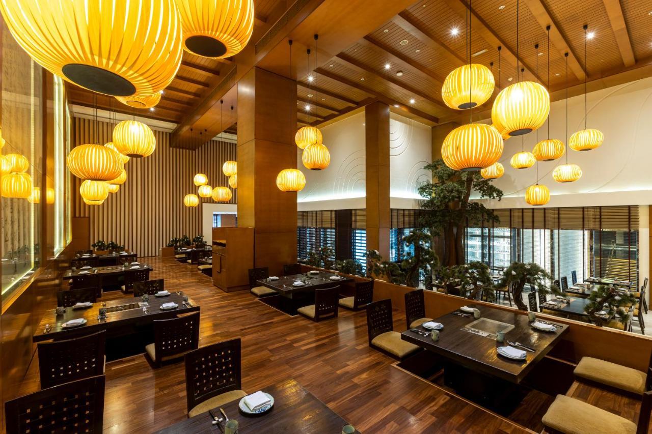 Asiana Hotel Dubai Exterior foto The restaurant